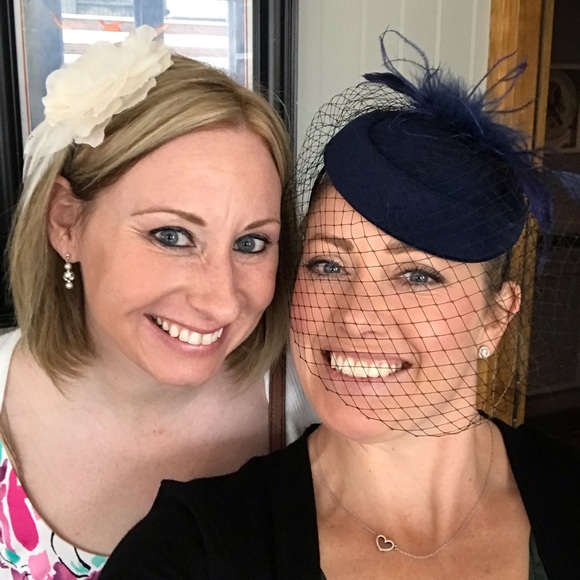 Meet your Posher, Jennifer - Picture 3 of 3